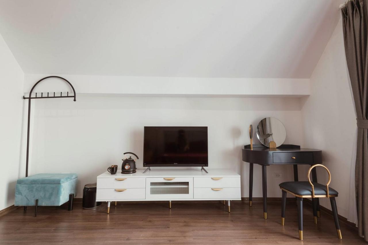 The Q Boutique And Home Hanoi Bagian luar foto